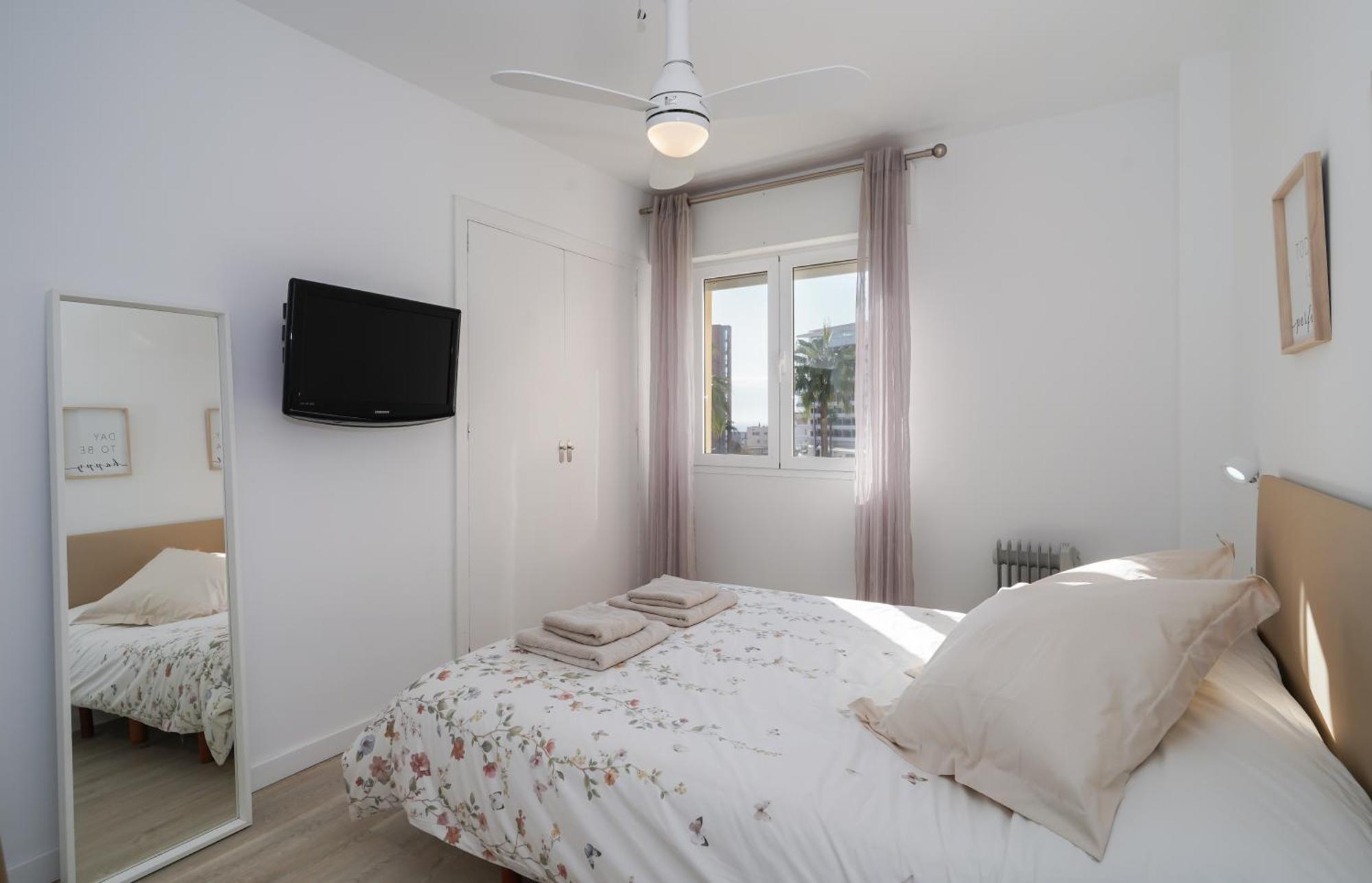 Nomad Malaga - Chic Apartament Center Torremolinos Exteriör bild