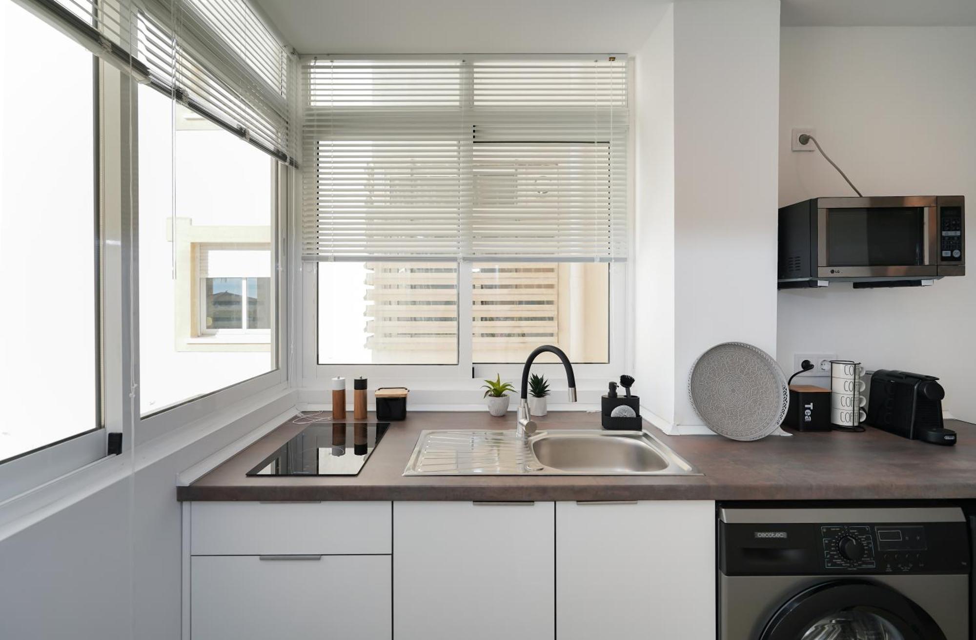 Nomad Malaga - Chic Apartament Center Torremolinos Exteriör bild