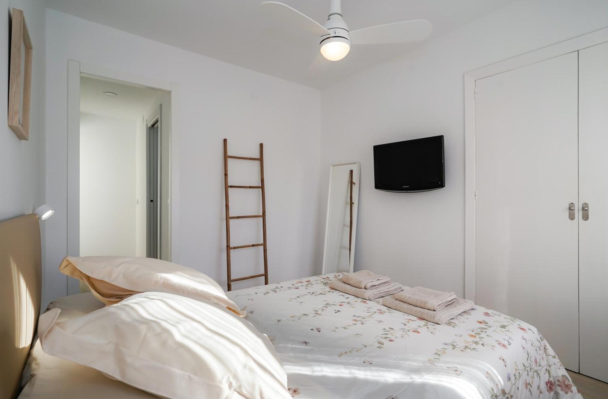 Nomad Malaga - Chic Apartament Center Torremolinos Exteriör bild